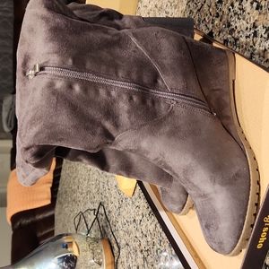 Women wide calf knee high suede boot